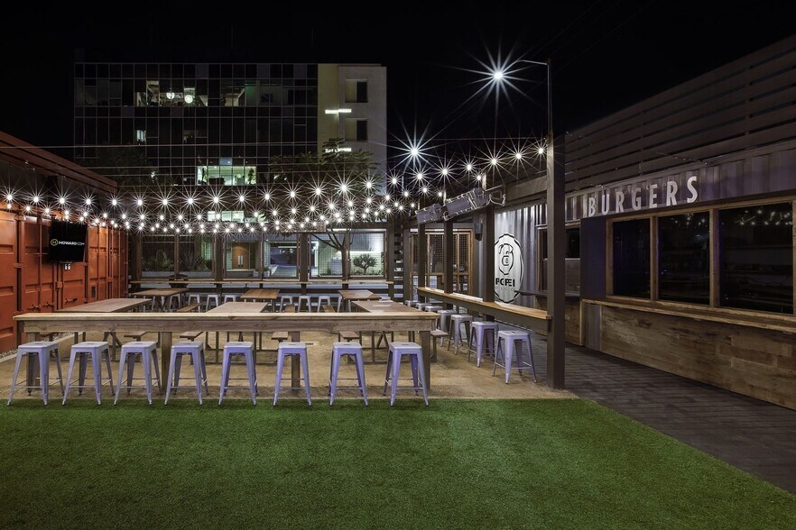 More Photos Of 3768 Long Beach Blvd, Long Beach Restaurant For Lease