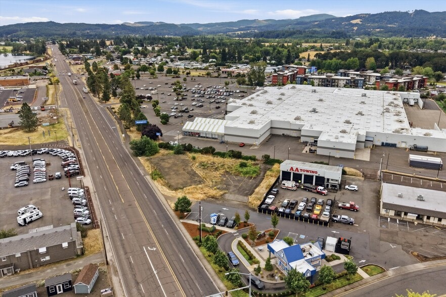 More Photos Of 3200 S Santiam Hwy, Lebanon Land For Sale