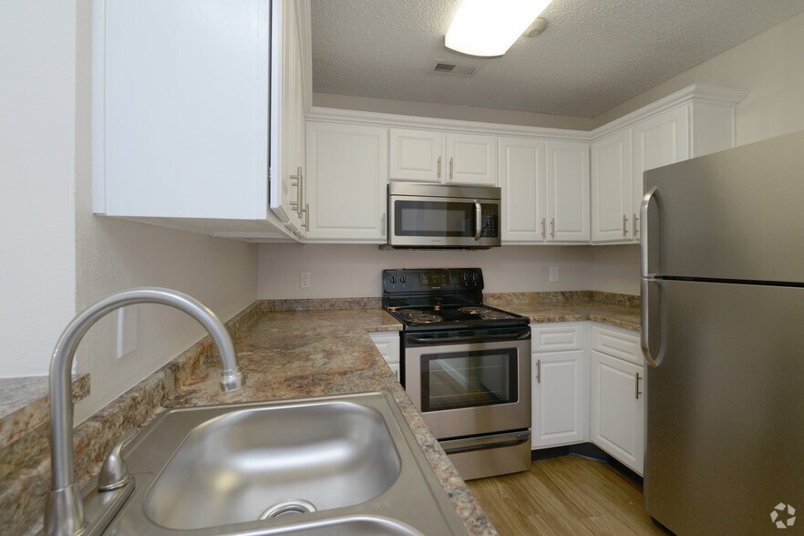 More Photos Of 100 Elena St, Cranston Apartments For Sale