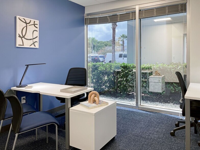 More Photos Of 29399 US Highway 19 N, Clearwater Coworking Space