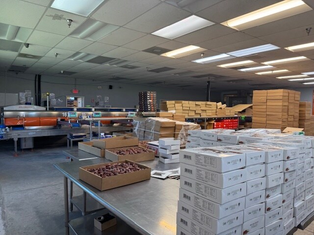 More Photos Of 86665 Avenue 54, Coachella Warehouse For Sale