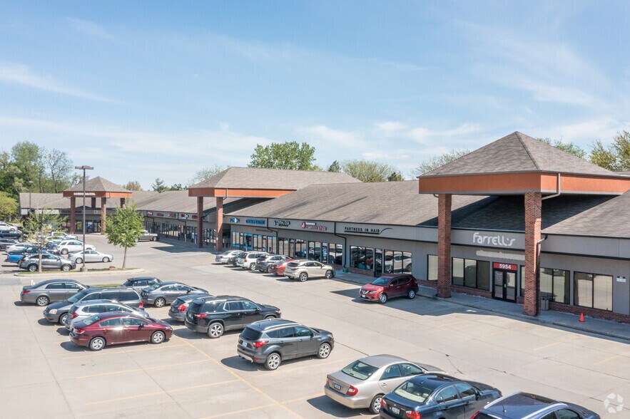 Primary Photo Of 5902-5970 Ashworth Rd, West Des Moines General Retail For Lease