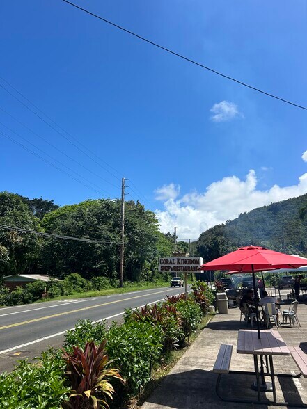 More Photos Of 49-130 Kamehameha Hwy, Kāneohe Freestanding For Lease