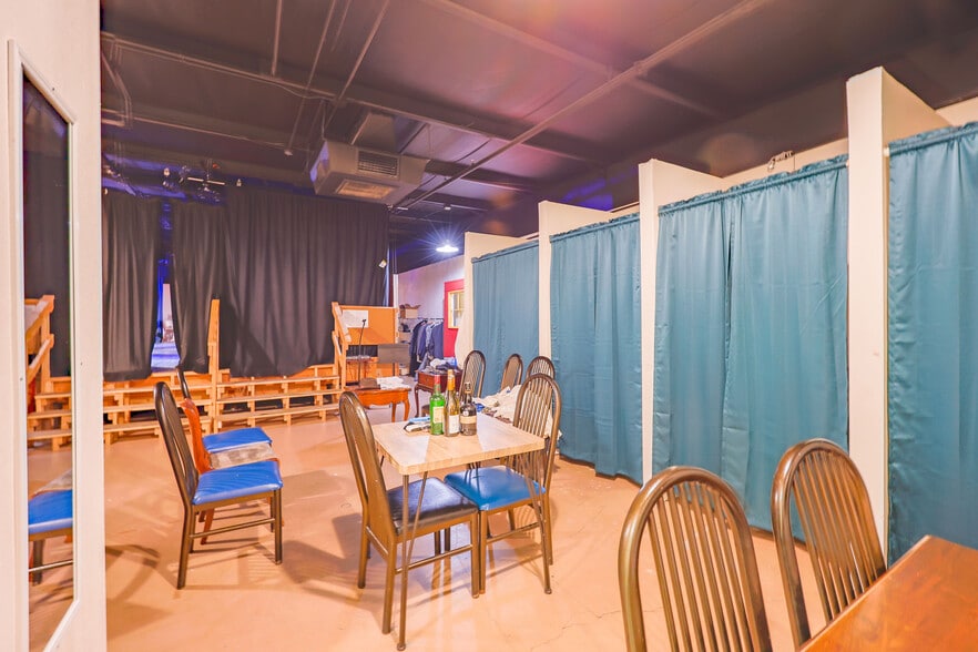 More Photos Of 290-292 N Huachuca Blvd, Huachuca City Restaurant For Sale