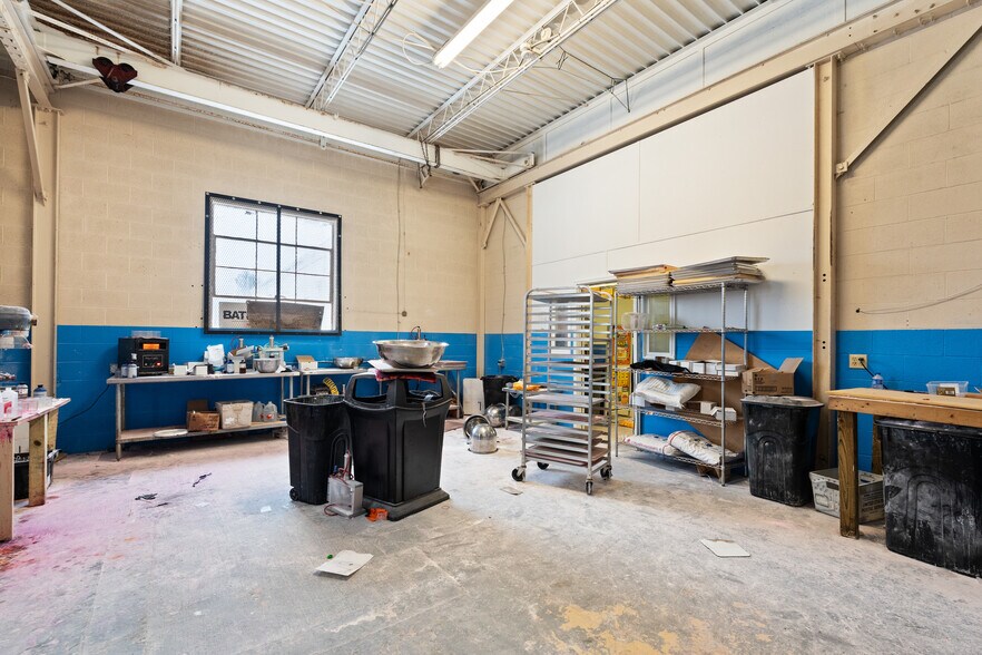 More Photos Of 677 S Cardinal Ln, Scottsburg Industrial For Sale