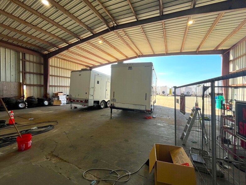 More Photos Of 204 Engineers Rd, Belle Chasse Warehouse For Lease