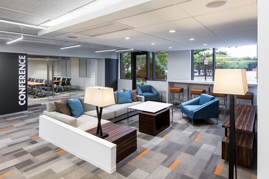 More Photos Of 2325 Dulles Corner Blvd, Herndon Office For Lease