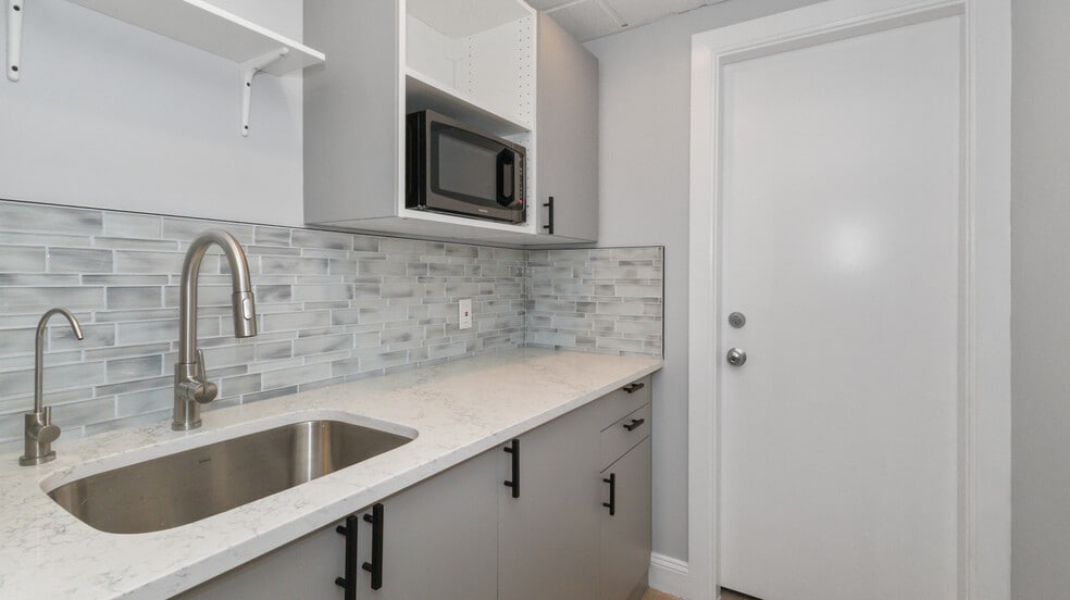 More Photos Of 104 Bridge Rd, Salisbury Loft Creative Space For Lease