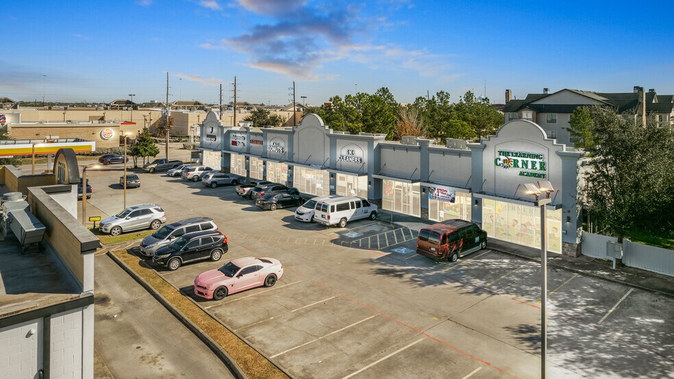 More Photos Of 8245 N Mills Rd, Houston Coworking Space