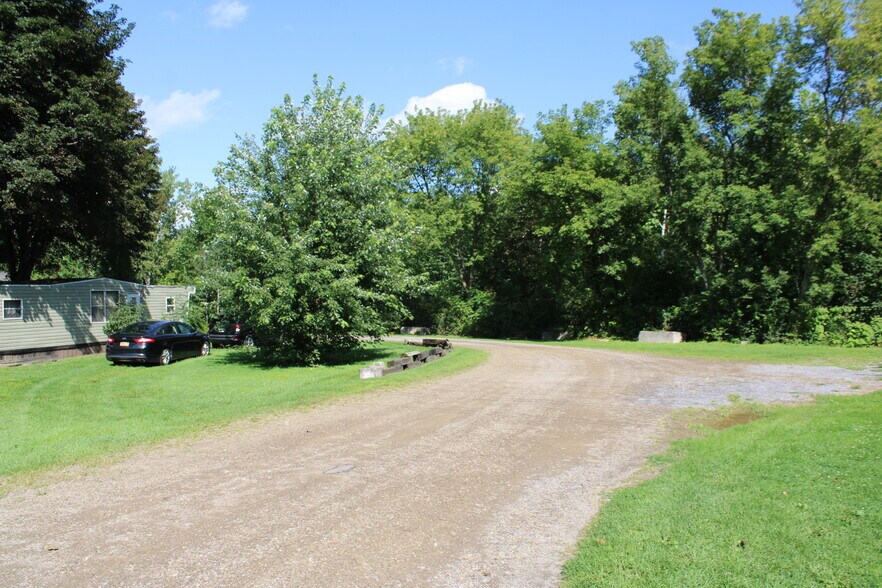 More Photos Of 47 S Genesee St, Fillmore Manufactured Housing Mobile Home Park For Sale