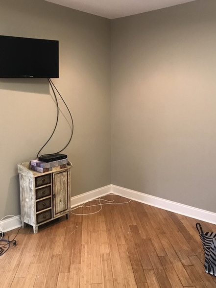 More Photos Of 9030 S Corporate Edge Dr, Germantown Office For Sale