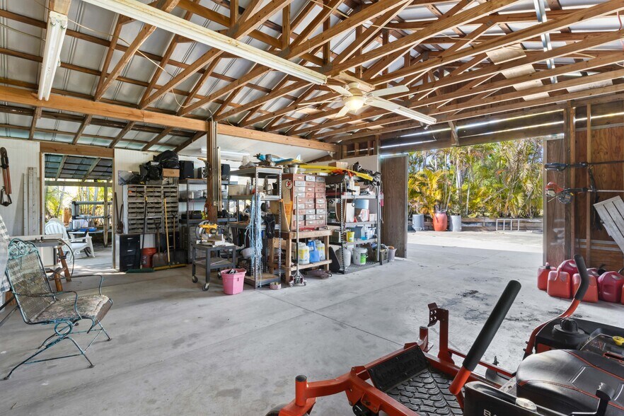 More Photos Of 6050 Stringfellow Rd, Saint James City Land For Sale