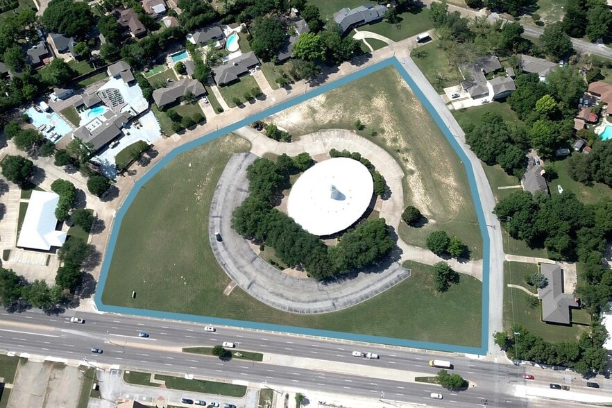 More Photos Of 9121 Ferguson Rd, Dallas Religious Facility For Sale