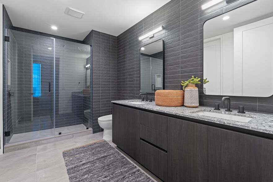 More Photos Of , Austin Multifamily For Sale