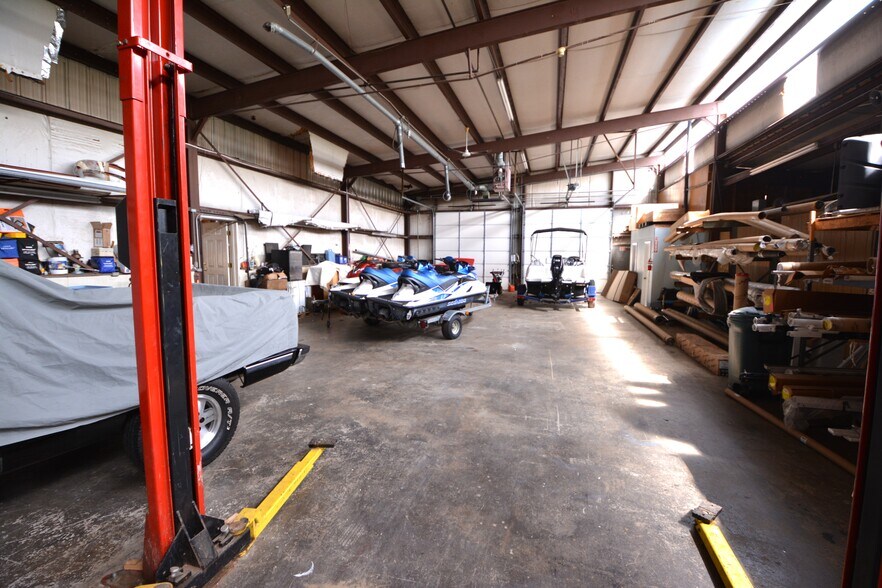 More Photos Of 9340 Virginia Ave, Bassett Auto Dealership For Sale