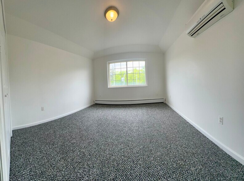 More Photos Of 5279 Arthur Kill Rd, Staten Island Apartments For Sale