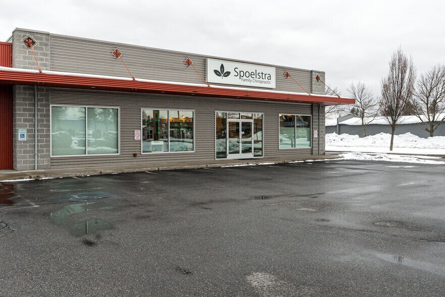More Photos Of 210-214 W Sunset Ave, Coeur d'Alene Freestanding For Lease