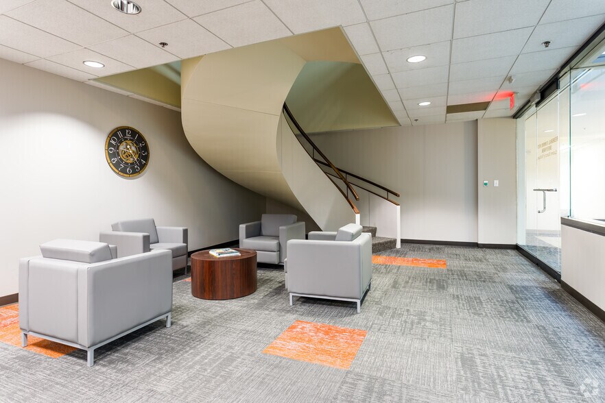 More Photos Of 613 Abbott St, Detroit Office For Lease