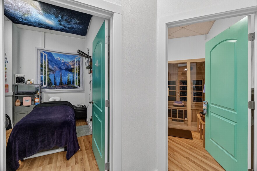 More Photos Of 400 Nevada Way, Boulder City General Retail For Sale