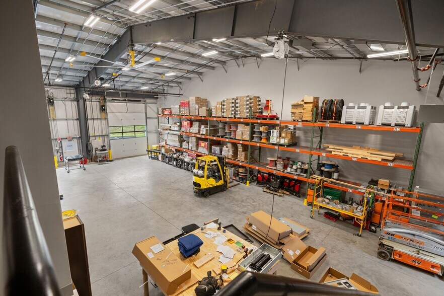 More Photos Of 2 Ricketts Pond Dr, Carver Light Distribution For Lease