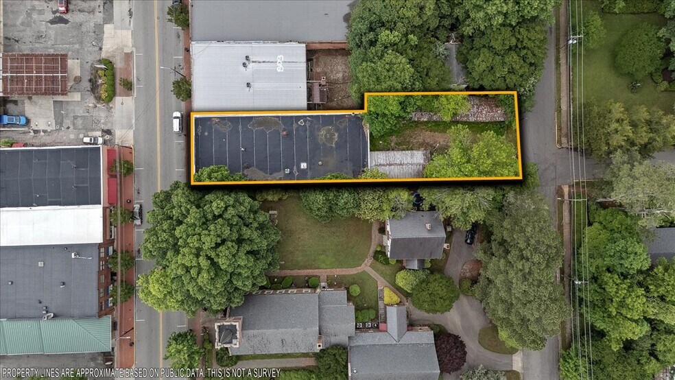 More Photos Of 123 N Main St, Warrenton Storefront For Sale