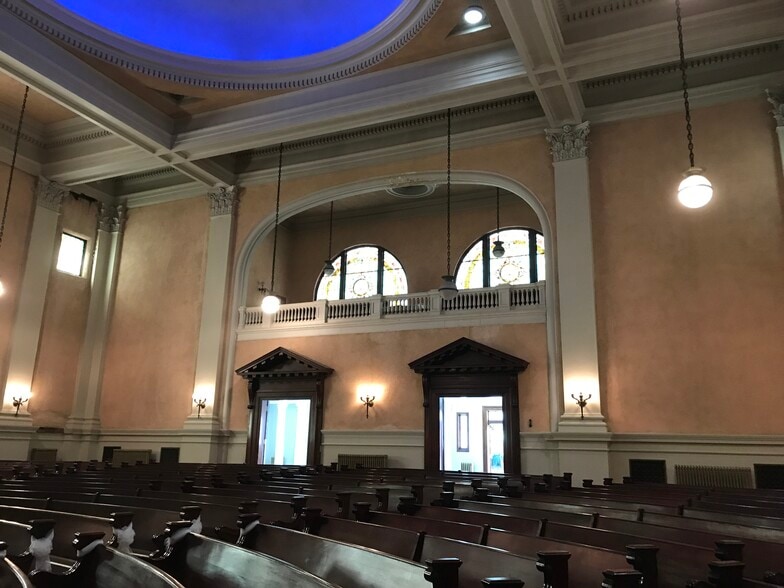 More Photos Of 1201 Felix St, Saint Joseph Lodge Meeting Hall For Sale