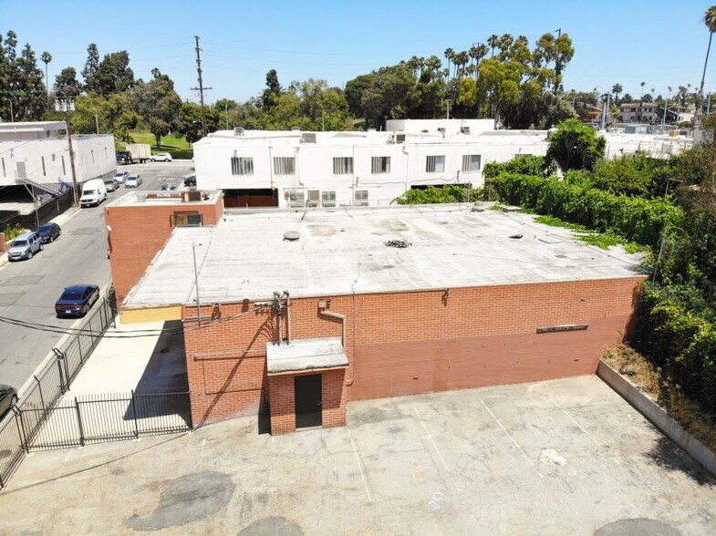 More Photos Of 410-420 E Beach Ave, Inglewood Warehouse For Sale
