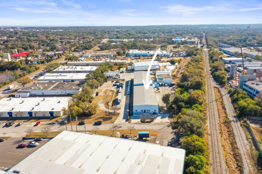 More Photos Of 1555 Sunshine Dr, Clearwater Warehouse For Sale
