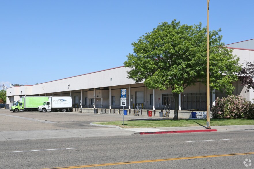 More Photos Of 1626 E St, Fresno Warehouse For Sale