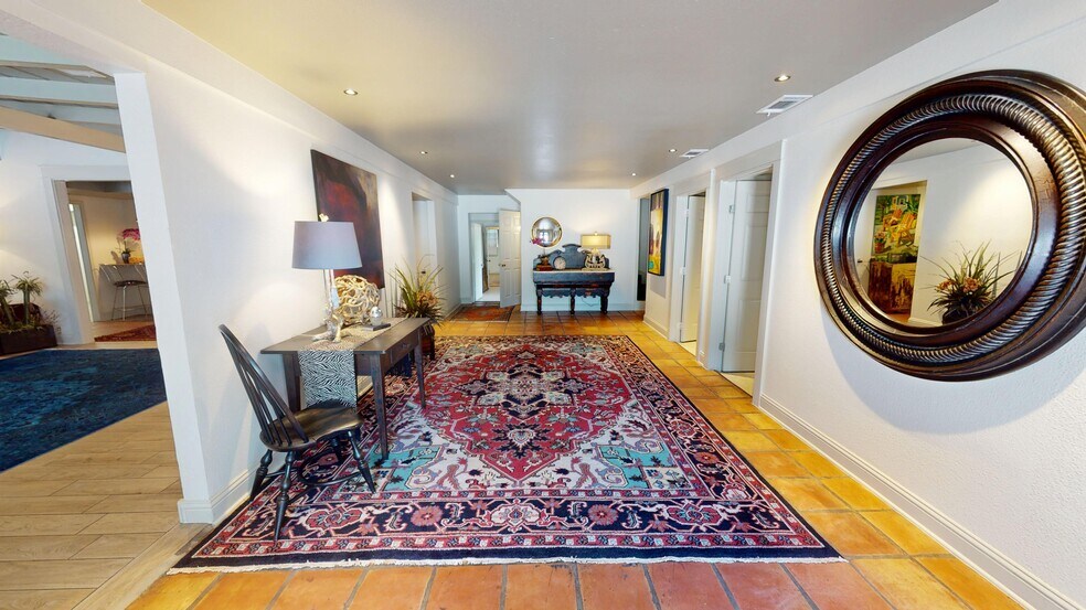 More Photos Of 1801 Uhland Rd, San Marcos Lodge Meeting Hall For Sale