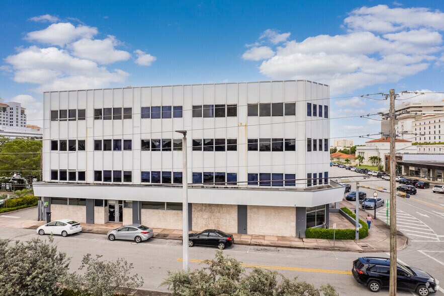 More Photos Of 475 Biltmore Way, Coral Gables Office For Lease