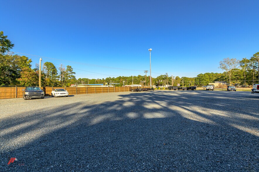 More Photos Of 9506 Linwood Ave, Shreveport Warehouse For Sale