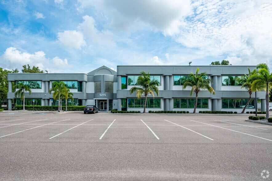 More Photos Of 5215 W Laurel St, Tampa Office For Sale