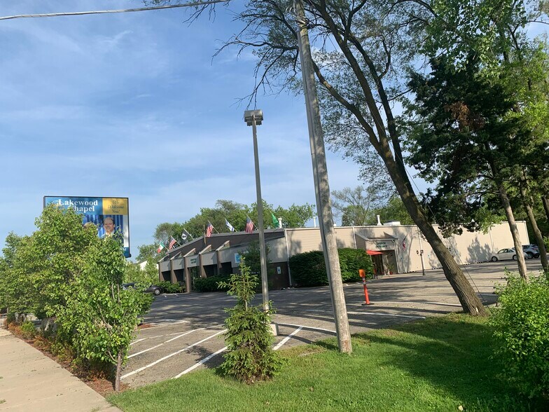 More Photos Of 1307 E Palatine Rd, Arlington Heights Religious Facility For Sale