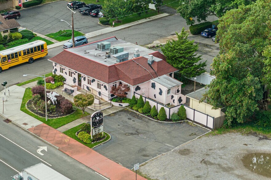 More Photos Of 825 Harrison Ave, Miller Place General Retail For Sale