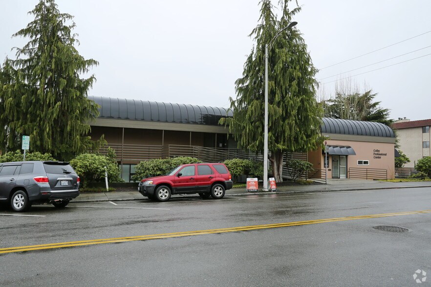 More Photos Of 3125 Colby Ave, Everett Medical For Lease