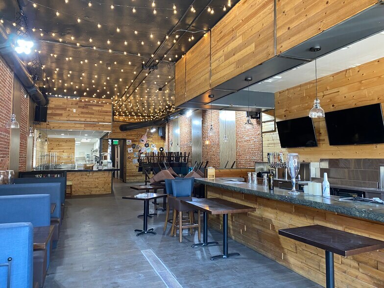 More Photos Of 43 E Colorado Blvd, Pasadena Restaurant For Sale