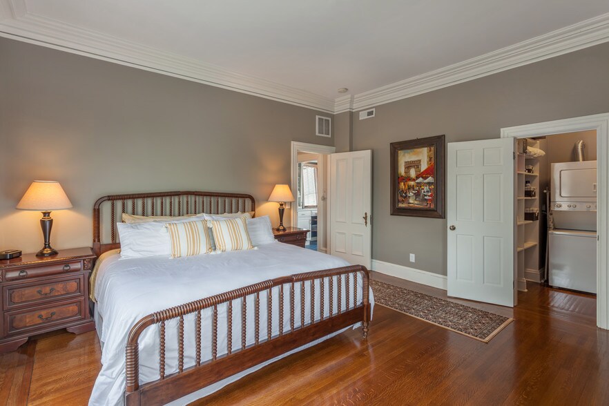 More Photos Of 453 Angell St, Providence Apartments For Sale