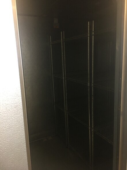 More Photos Of 35 6th St, San Francisco Hotel For Lease