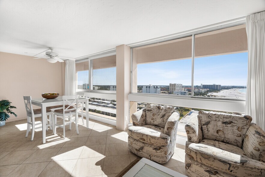 More Photos Of 5966 Midnight Pass Rd, Sarasota Hotel For Sale