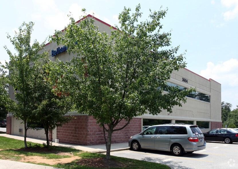 More Photos Of 3604 Peters Ct, High Point Medical For Lease
