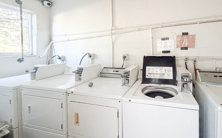 More Photos Of 155 SE 5th Ct, Deerfield Beach Apartments For Sale