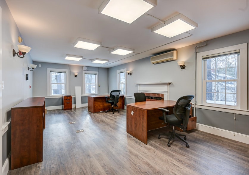 More Photos Of 2977 White Mountain Hwy, North Conway Office For Lease