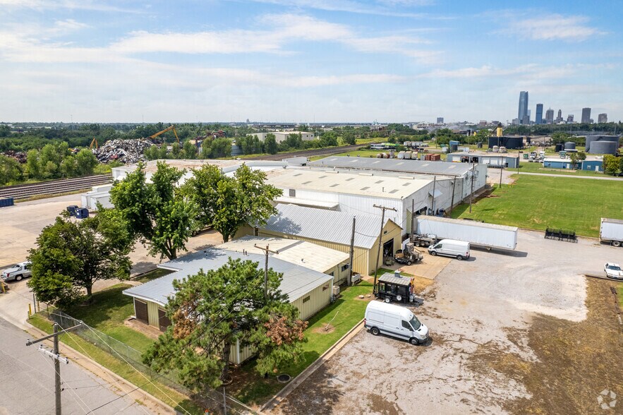 More Photos Of 301 N Rhode Island Ave, Oklahoma City Distribution For Lease