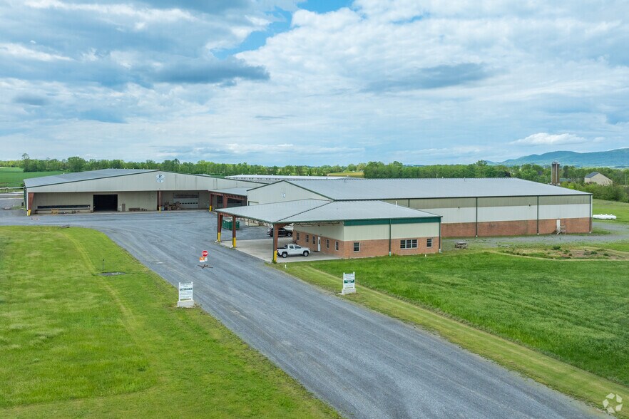 More Photos Of 6100 Buchanan Trl W, Mercersburg Unknown For Lease