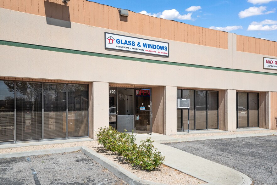 More Photos Of 123-129 E Alma Ave, San Jose Warehouse For Sale