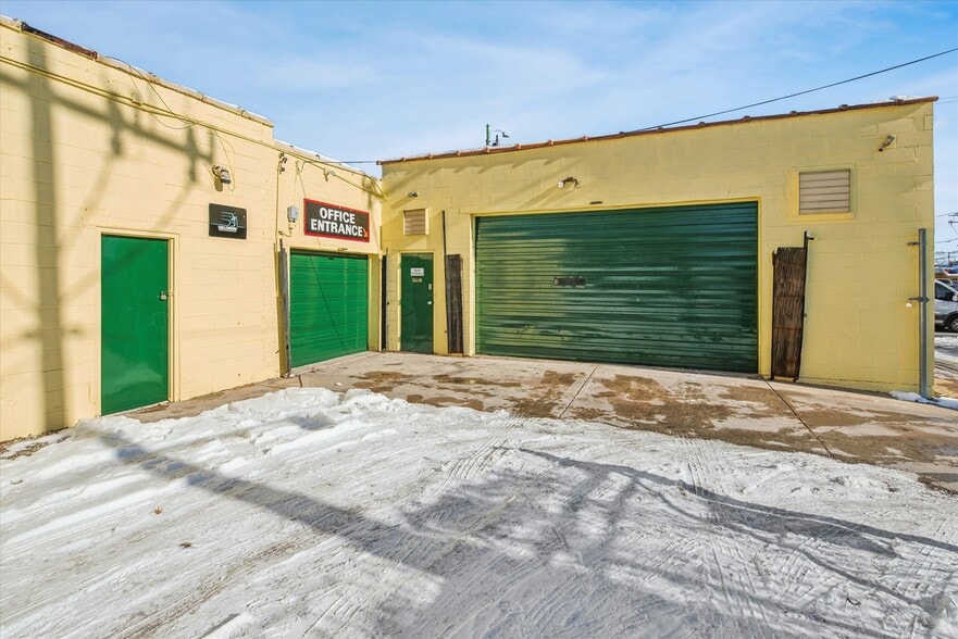 More Photos Of 5840 S Western Ave, Chicago Auto Repair For Sale