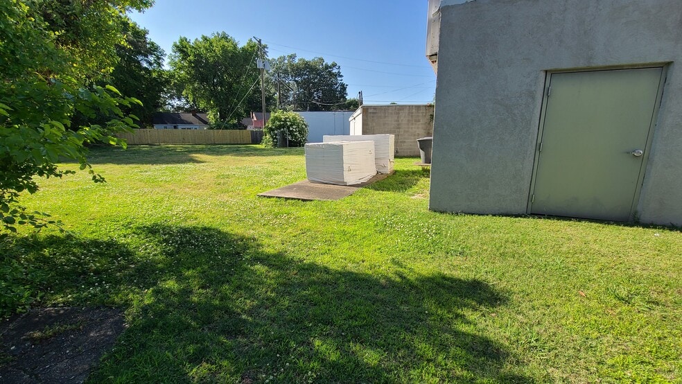 More Photos Of 9955 Warwick Blvd, Newport News Restaurant For Sale