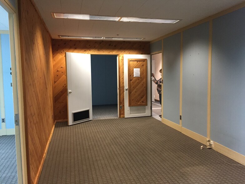 More Photos Of 104 S Wolcott St, Casper Office For Lease