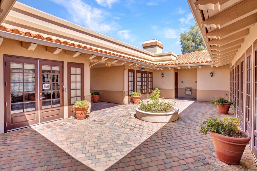 More Photos Of 3037 E Warm Springs Rd, Las Vegas Medical For Sale
